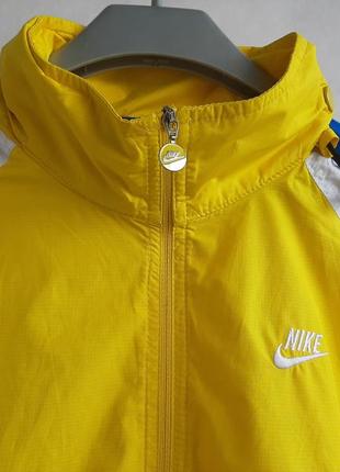 Nike sportswear running куртка с капюшоном разпродана новая ветровка 300$2 фото