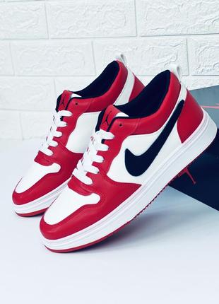 Кросівки чоловічі nike air jordan retro 1low red кросівки найк джордан3 фото