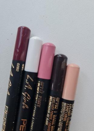 Олівці la girl