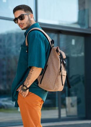 Чоловічий великий місткий рюкзак рол в коричневому кольорі6 фото
