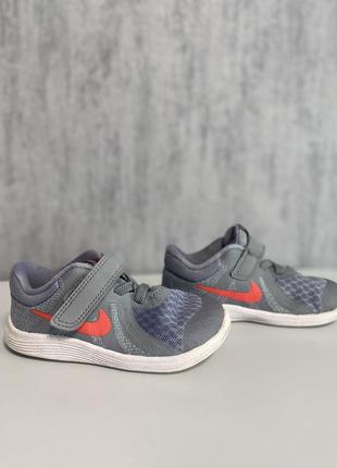 Детские кроссовки nike