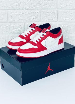 Кросівки чоловічі nike air jordan retro кросівки найк джордан 1low6 фото