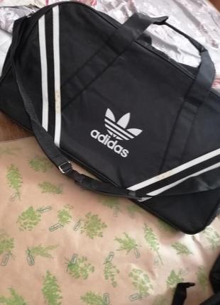 Дорожня сумка