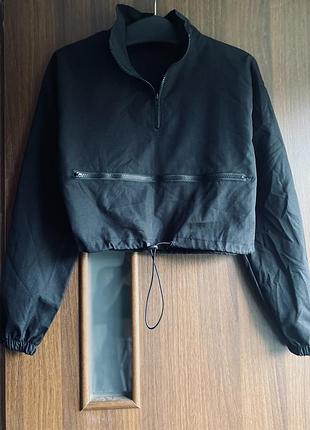 Кофта або вітровка