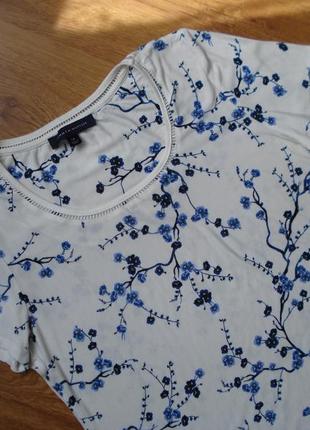 Tommy hilfiger, футболка з квітковим принтом, р. s2 фото
