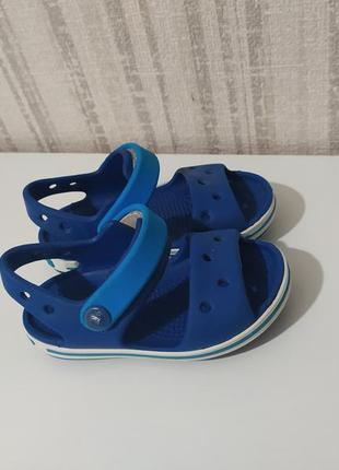 На хлопчика