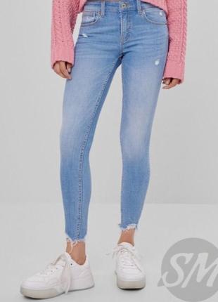 Джинсы скини/skinny bershka р.24/34