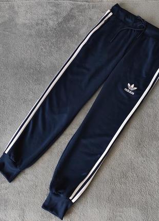 Штаны adidas