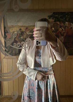 Короткий жакет 🌷