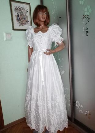 Вінтажна весільна, для фотосесій сукня berkertex