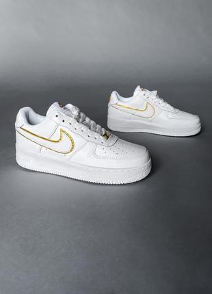 Жіночі кросівки nike air force 1 white 19 фото