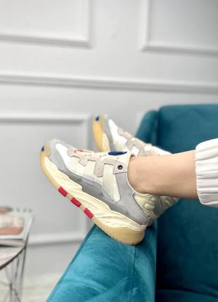 Жіночі кросівки adidas nitebal beige white red

/ женские кроссовки адидас найтболл