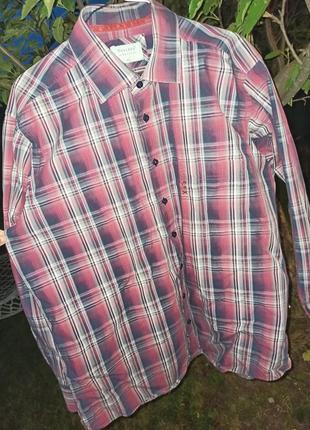 Відмінна чоловіча сорочка