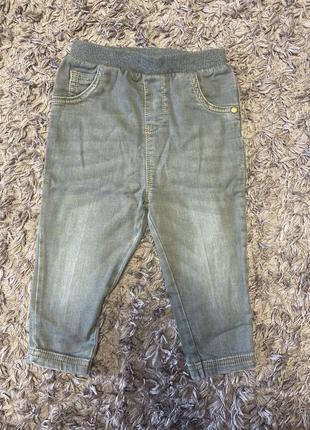 Джинсы next