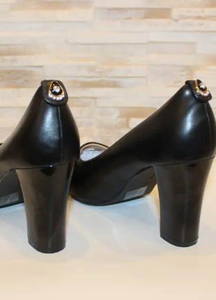 Туфли женские черные на каблуке т1550 уценка4 фото