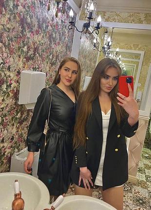 Платье кожзам