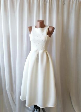 ⛔✅ шикарна неймовірно красива сукня верх лягає по фігурі прикрашений сріблястими з перлинами пишна в