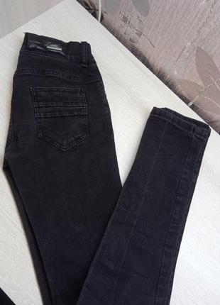 Стрейчові скіни