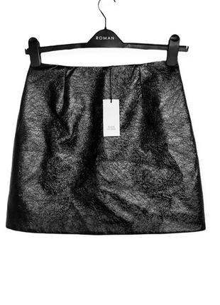 Стильная юбка имитация лаковой кожи