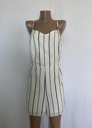 Красивий комбінезон 18 розміру