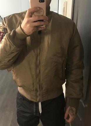 Бомбер alpha industries