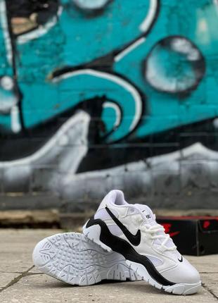 Чоловічі кросівки nike air barrage white black

мужские кроссовки найк аир барраж белые5 фото