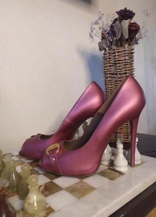 Туфлі рожеві versace 41 розмір1 фото