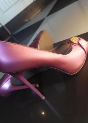 Туфлі рожеві versace 41 розмір3 фото