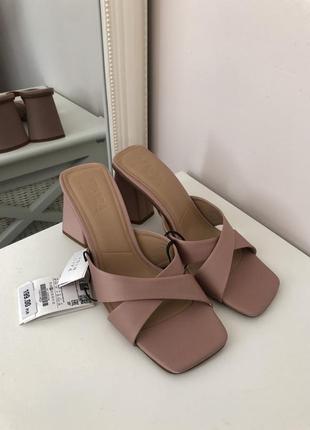 Женские новые шлепки / босоножки zara / жіночі босоніжки