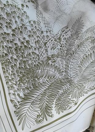 Шикарный платок в стиле "сафари"