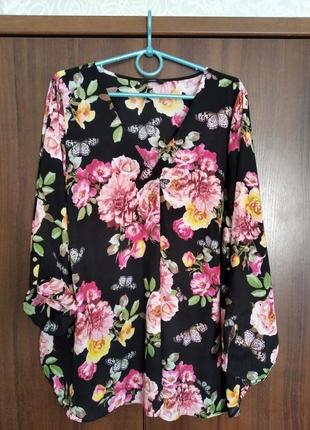 Дуже гарна квіткова блузка, чорна блуза в квіти, рубашка 52-54 р.