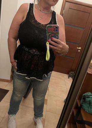 Гіпюрова майка з баскою