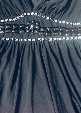 Розкішне зухвале плаття з поясом з каміння7 фото