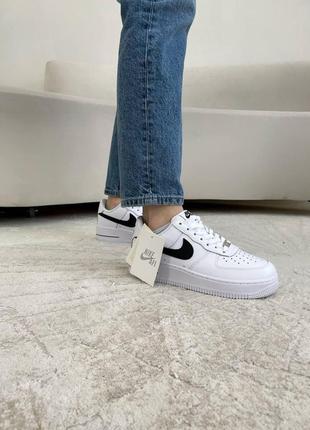 Жіночі кросівки nike air force 1 white black 48 фото