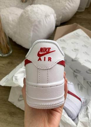 Жіночі кросівки nike air force 1 white red 62 фото