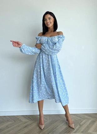 Плаття з рукавами