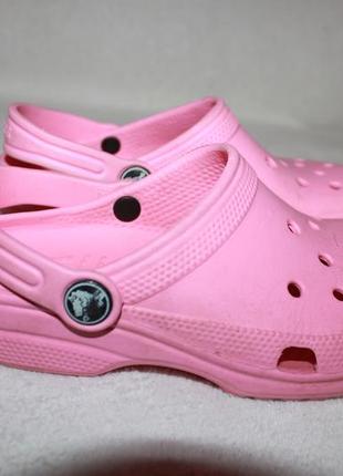 Кроксы оригинальные фирмы crocs с 12-13 размера по стельке 19 см.6 фото