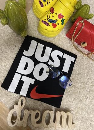 Стильная черная футболка n i k e - just do it1 фото