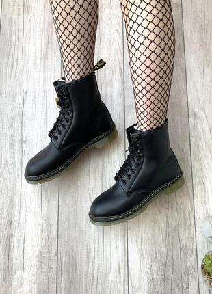 Женские высокие кожаные ботинки демисезонные dr. martens6 фото