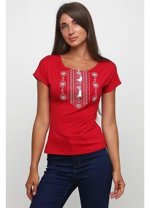 Вишита жіноча футболка червоного кольору2 фото