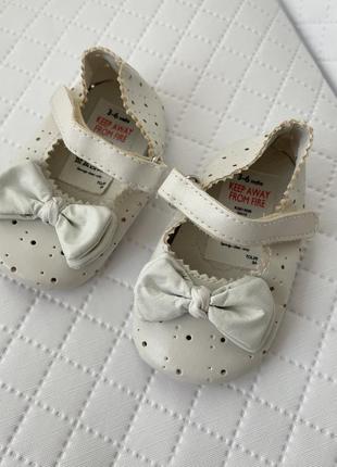 Туфлі пінетки matalan