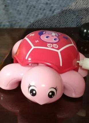 Заводна іграшка «черепашка» рожева