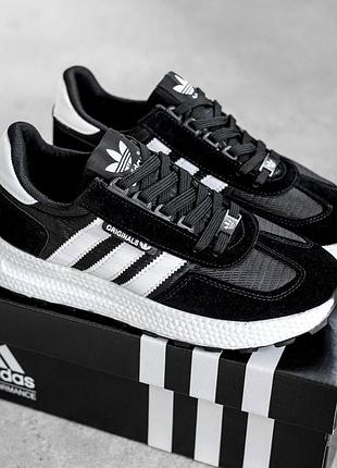 Мужские демисезонные спортивные кроссовки adidas
