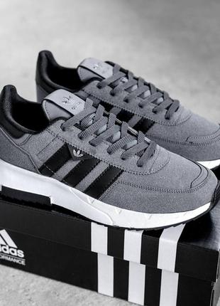 Чоловічі демісезонні спортивні кросівки adidas