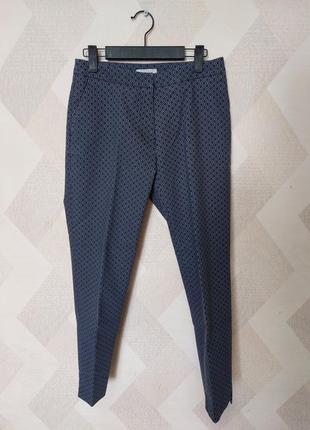 Брюки із цікавим принтом