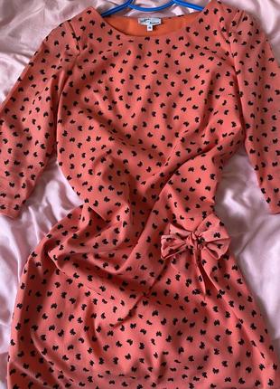 Жіноче плаття