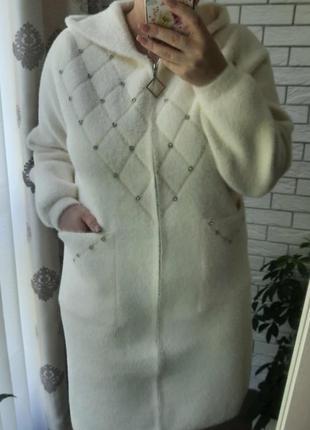 Шикарное пальто, парка,кардиган плотный тёплый.