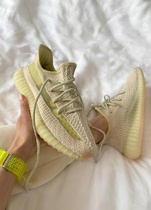 Жіночі кросівки adidas yeezy boost 350 v2 antlia reflective laces знижка sale