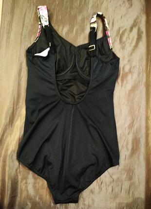 Супер купальник от триумф. 40с.