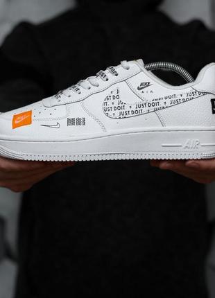 Жіночі кросівки nike air force 1 low just do it white